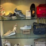 Il Prestigio dell’Artigianato: Quando la Scarpa diventa Icona